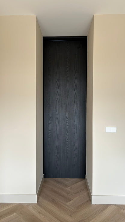 Scheidingswand met doorloop en keukenblok