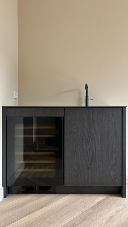 Scheidingswand met doorloop en keukenblok