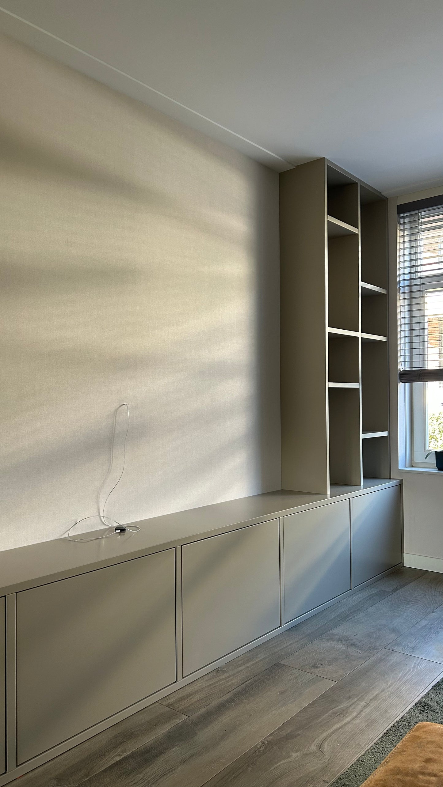 4 TV Meubel met vakkenkast